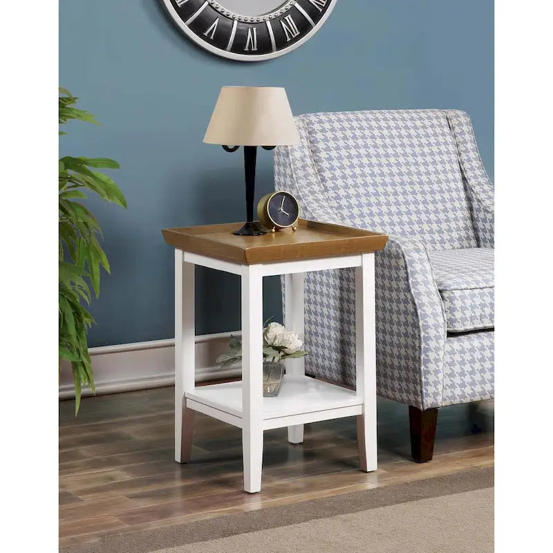 Table d'appoint Ledgewood avec étagère