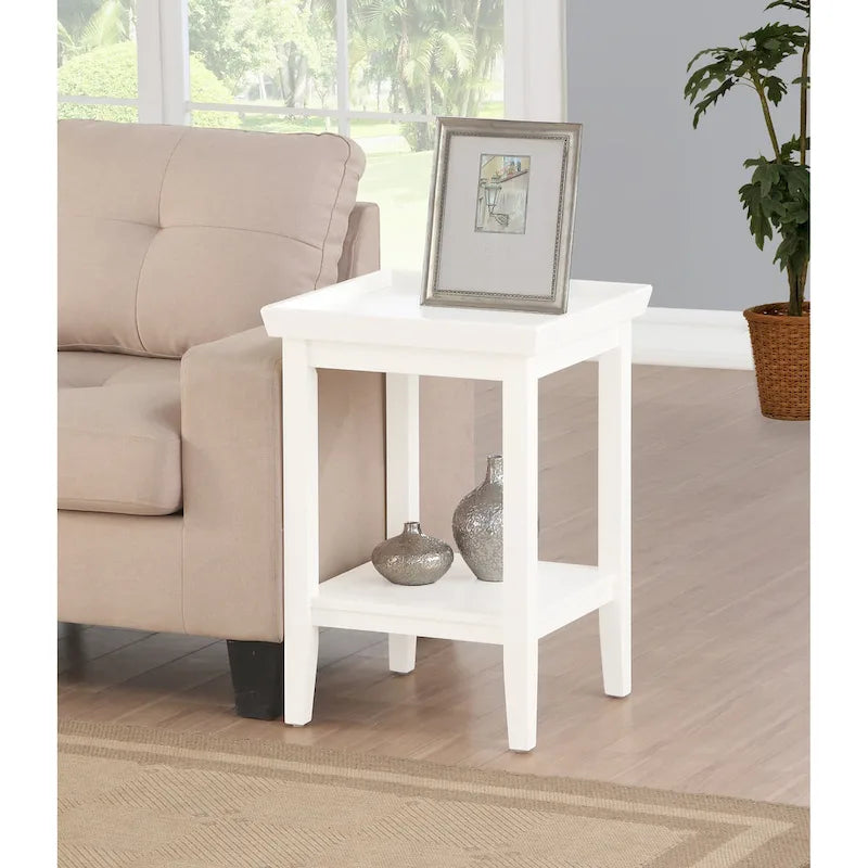 Table d'appoint Ledgewood avec étagère