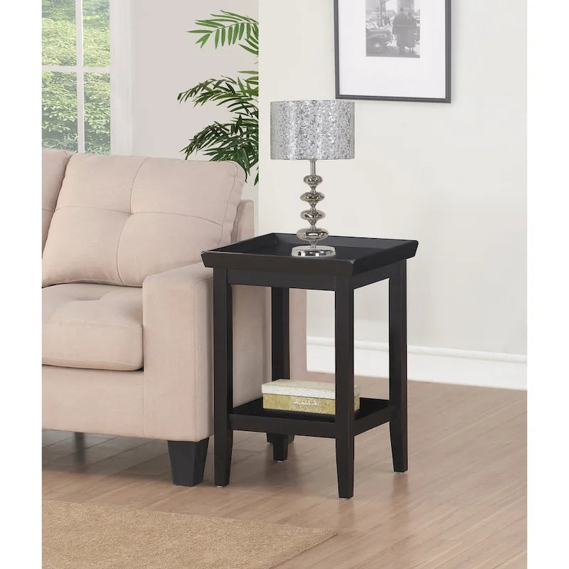 Table d'appoint Ledgewood avec étagère