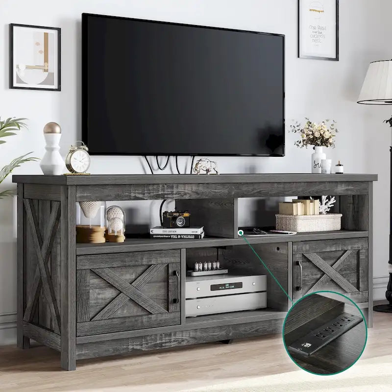 Meuble TV de style rustique pour téléviseurs jusqu'à 65 po avec portes, étagères ouvertes et prises de courant