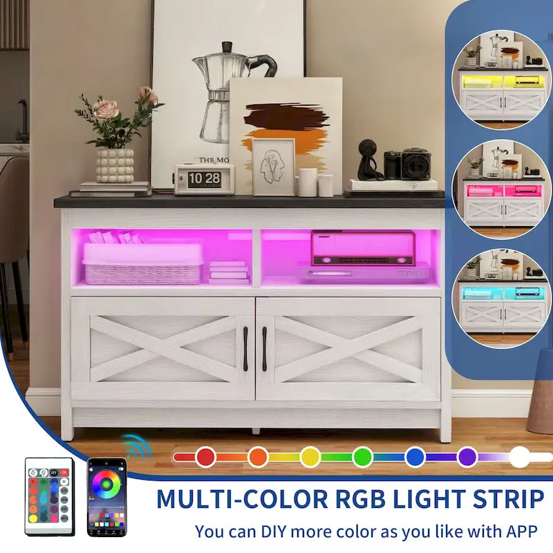 Meuble TV de style rustique pour téléviseurs jusqu'à 65 po avec portes, étagères ouvertes et prises de courant