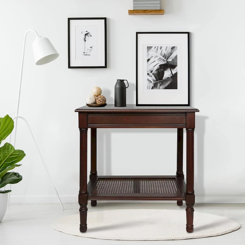 Table d'appoint crème avec étagère en rotin