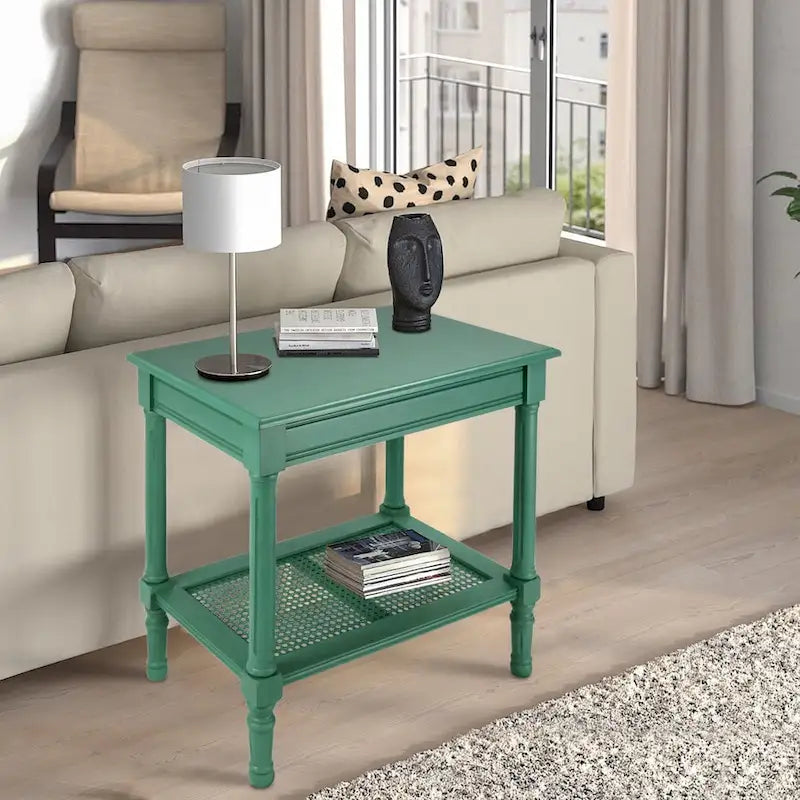 Table d'appoint crème avec étagère en rotin